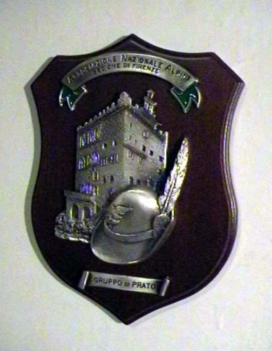 crest